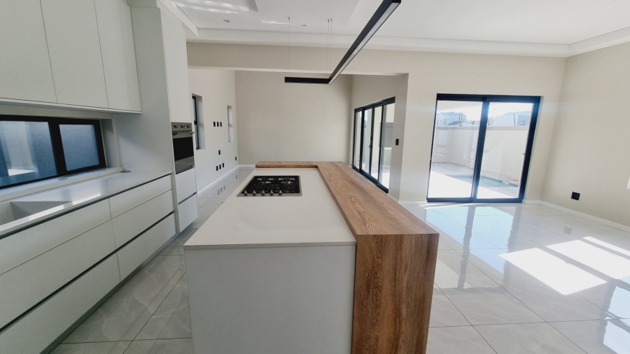 3 Bedroom Property for Sale in Sandown Western Cape